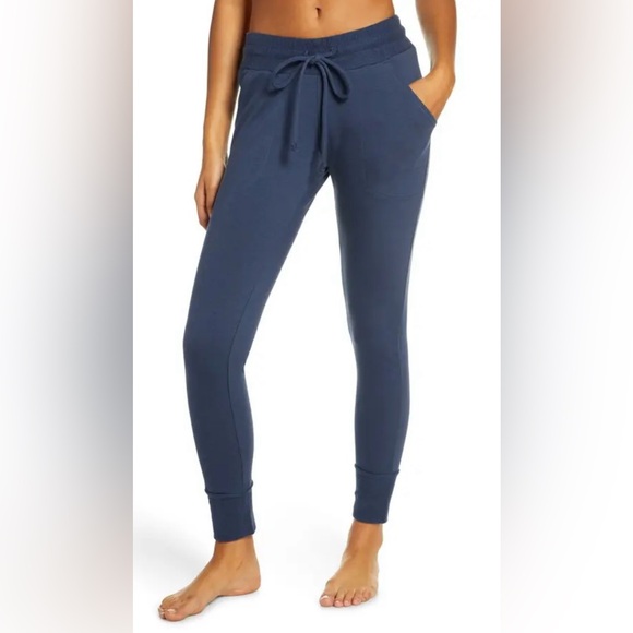 Free People Pants - Free People Movement Sunny Skinny
Sweatpants Navy medium